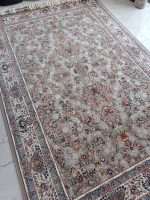 فرش ماشینی ۱۲۰۰ شانه طرح باغ گل تراکم ۳۶۰۰ رنگ فیلی + فیلم - تصویر 2
